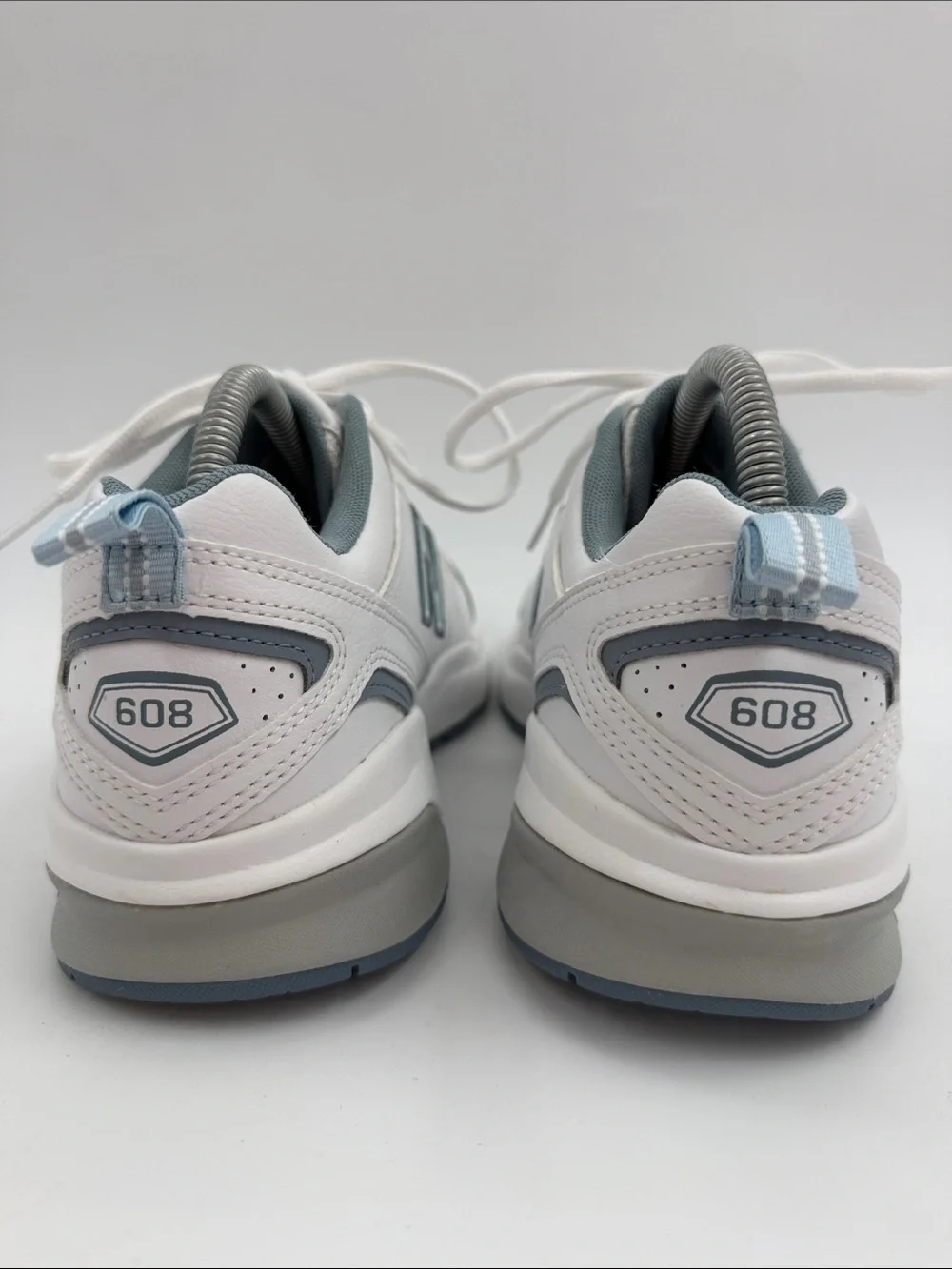 New Balance 608 V5 WX608WB5 White Casual Shoes Sneakers Women's 7.5 D  Mens 6.0D